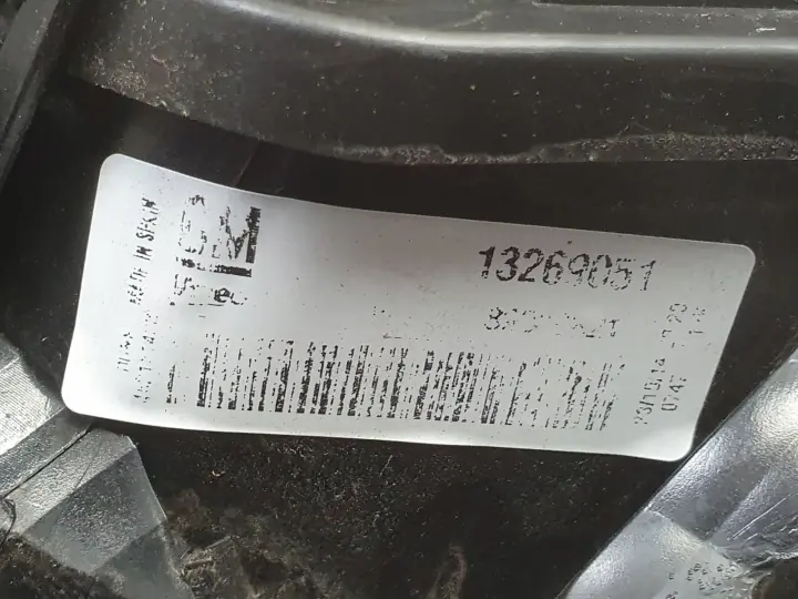 Opel Corsa D 5 drzwi TYLNA LAMPA PRAWA prawy tył pasażera 13269051