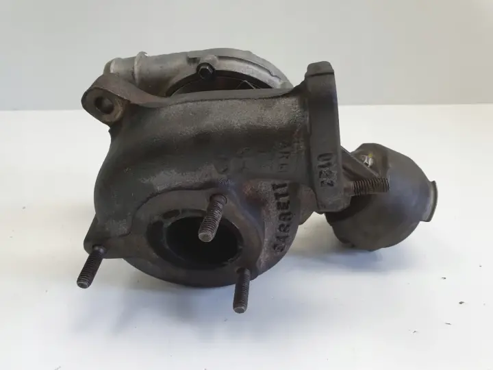 VW Passat B5 1.9 TDI TURBOSPRĘŻARKA turbo 028145702R