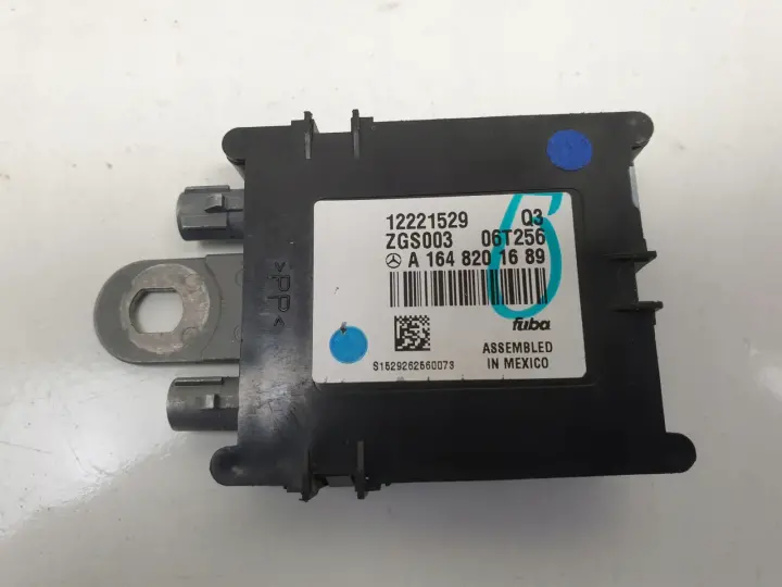 Mercedes ML W164 WZMACNIACZ ANTENY RADIA