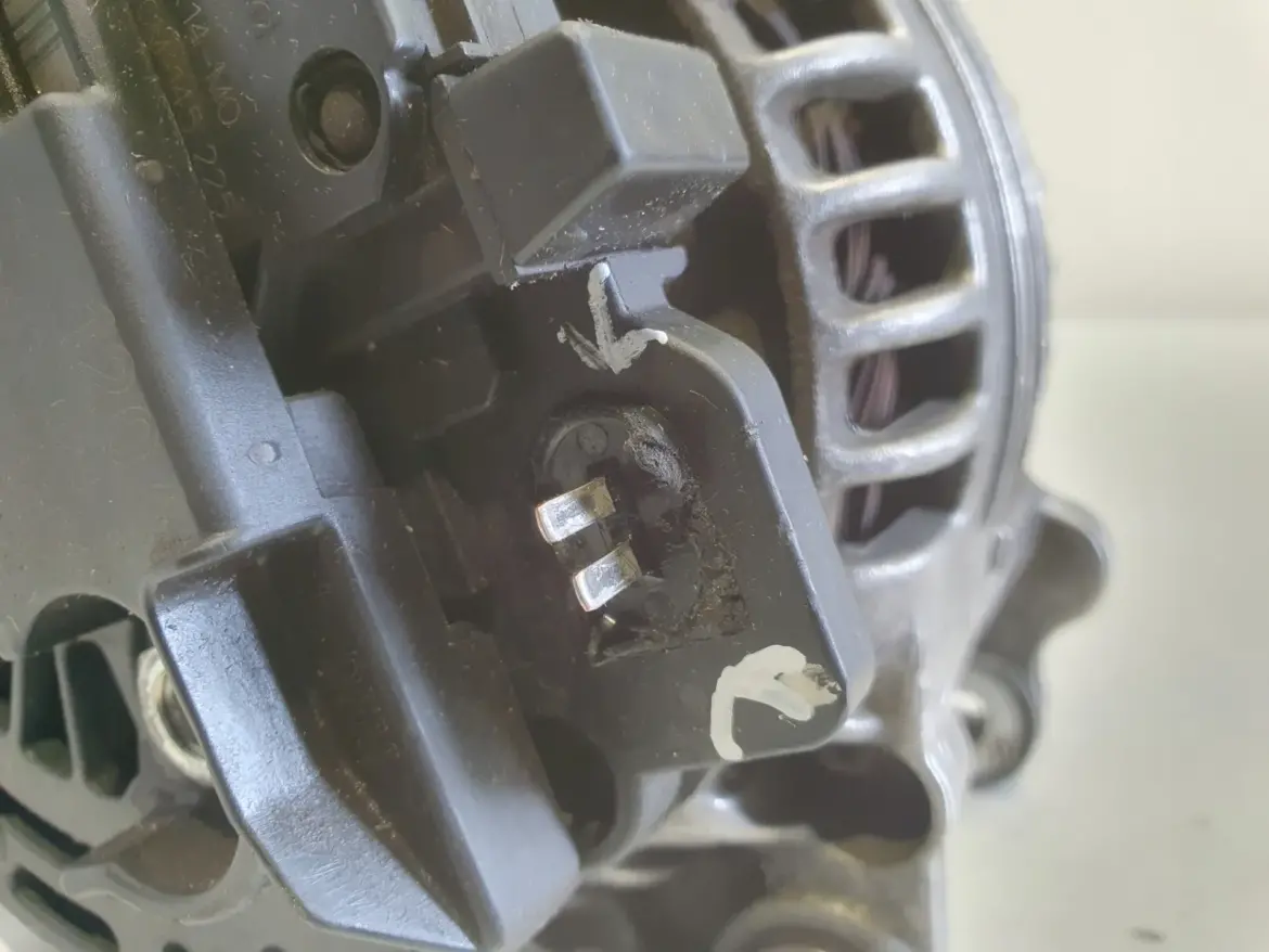 Skoda Octavia I 1.9 TDI ALTERNATOR Bosch 028903028E 120A