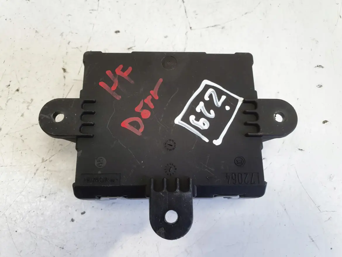 Volvo V70 III MODUŁ DRZWI STEROWNIK prawy przód 7G9T-14B533-GD