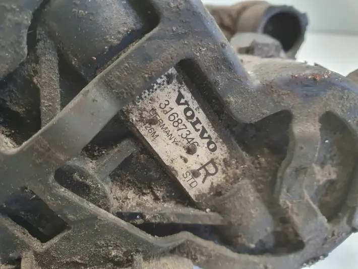 Volvo V60 II S90 V90 TYLNY ZACISK HAMULCOWY prawy tył 31687346