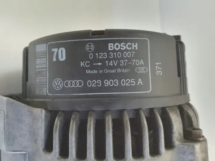Audi 80 B4 1.9 TDI ALTERNATOR bosch 028903025A 0123310007 70A