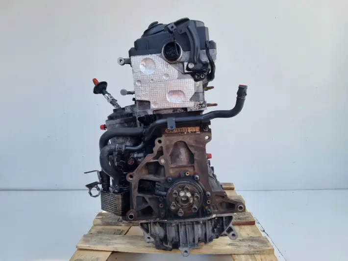 SILNIK BEZ OSPRZĘTU Audi A3 II 8P 2.0 TDI 140KM BKD