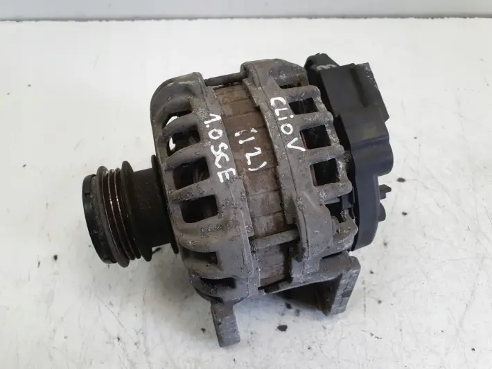 Renault Clio IV 1.2 16V ALTERNATOR 231003730R