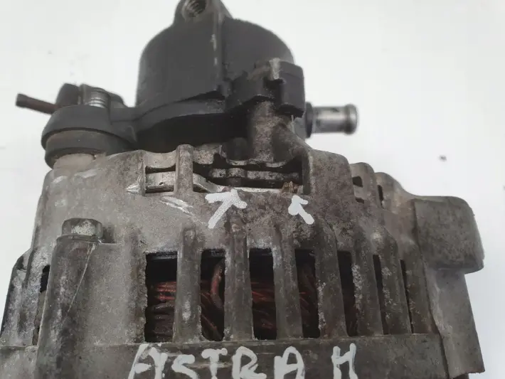 Opel Astra III H 1.7 CDTI ALTERNATOR pompa vacum