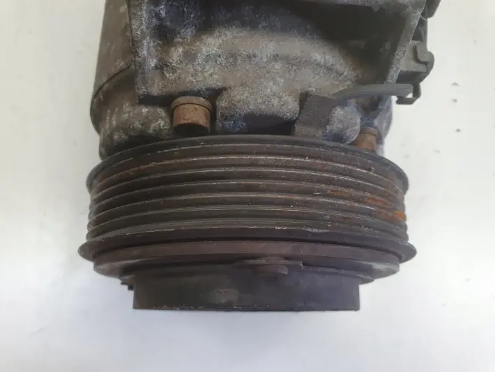 Volvo V70 XC70 2.4 D5 SPRĘŻARKA KLIMATYZACJI pompa 8708581