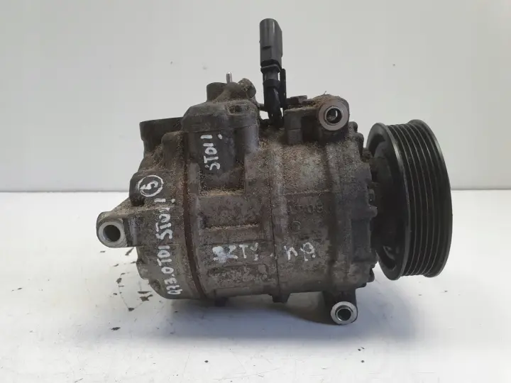 d27040ab7357e7509fef29c98ee6356f