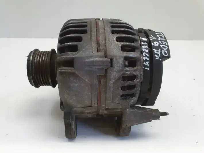 Seat Toledo II Leon I 1.9 TDI ALTERNATOR Bosch 028903028E 120A