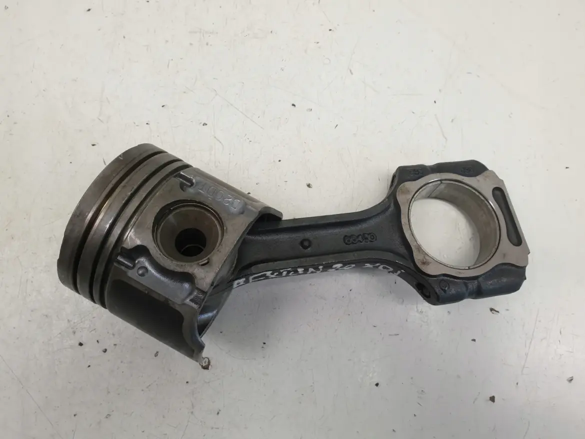 SsangYong Rexton III 2.0 XDI TŁOK KORBOWÓD