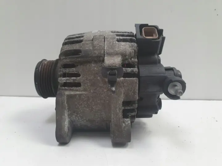 Hyundai Getz 1.5 CRDI ALTERNATOR valeo 2655475 120A