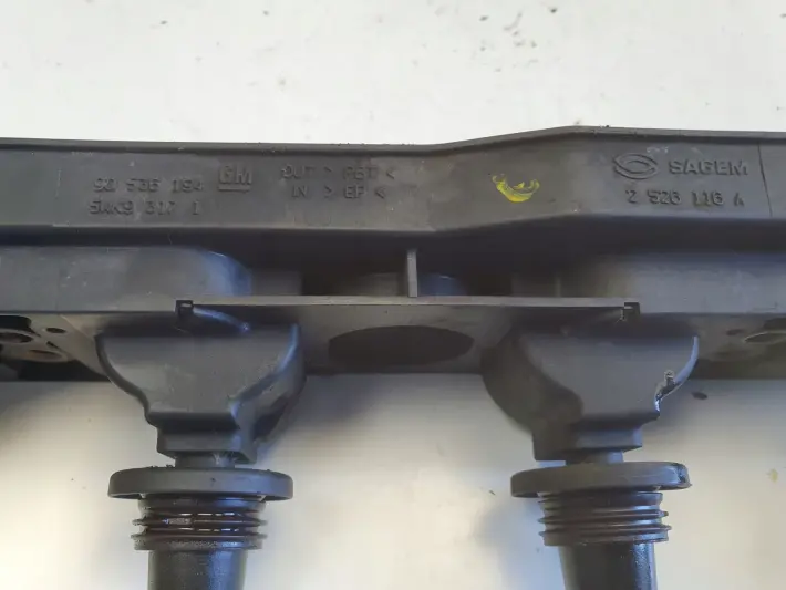 Opel Astra II G Zafira A 1.8 16V CEWKA ZAPŁONOWA 2526116A