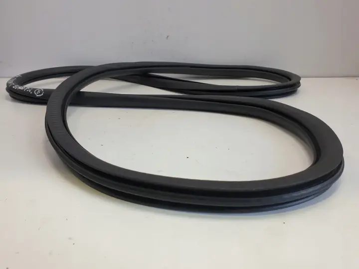 Opel Corsa F USZCZELKA DRZWI prawy tył