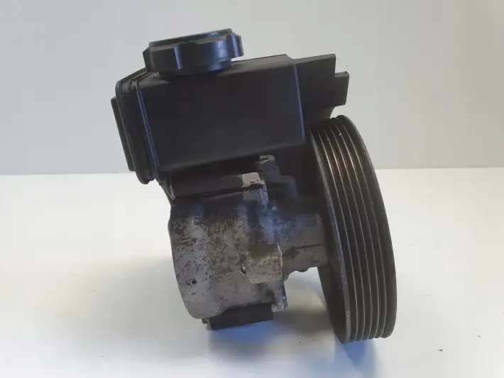 Citroen Xsara II 1.4 8V POMPA WSPOMAGANIA 9641267380