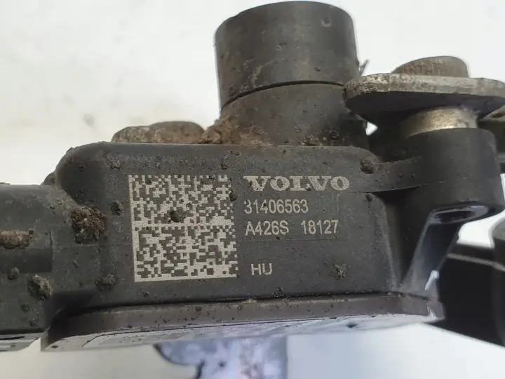 Volvo XC90 II S90 II V90 II CZUJNIK POZIOMOWANIA LAMP prawy przód 31360329