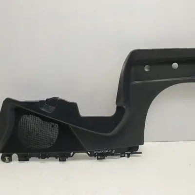 Mercedes C207 A207 PAWA OSŁONA BAGAŻNIKA Boczek