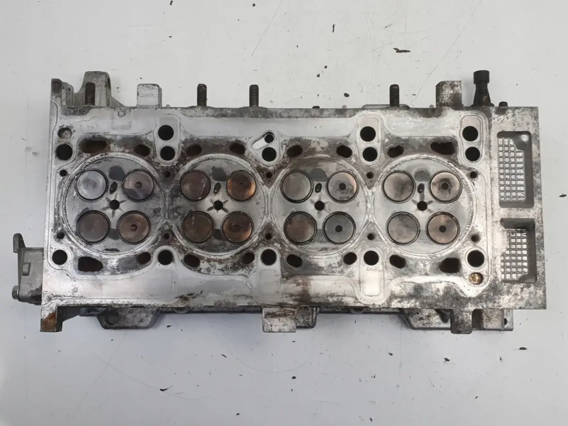 Opel Corsa D 1.3 CDTI GŁOWICA CYLINDRÓW 55188595