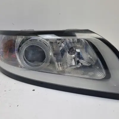 Volvo S40 II V50 LIFT PRZEDNIA LAMPA PRAWA prawy przód EUROPA 31299584