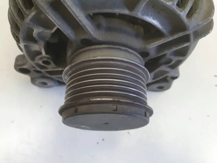 Audi A3 8L Golf IV Seat Leon 1.9 TDI ALTERNATOR 028903028E 120A