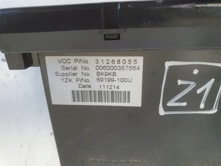 Volvo S40 II V50 C30 EKRAN RADIA Wyświetlacz 31268055