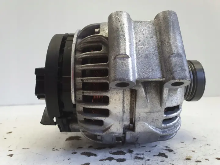 BMW E90 2.5 i ALTERNATOR bosch