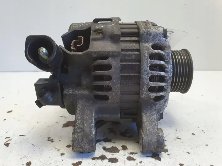 Peugeot 206 1.4 8V ALTERNATOR 9638275880