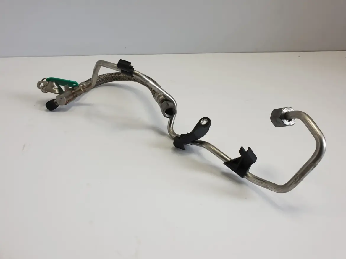 Mercedes W205 3.0 V6 WĄŻ PRZEWÓD rurka