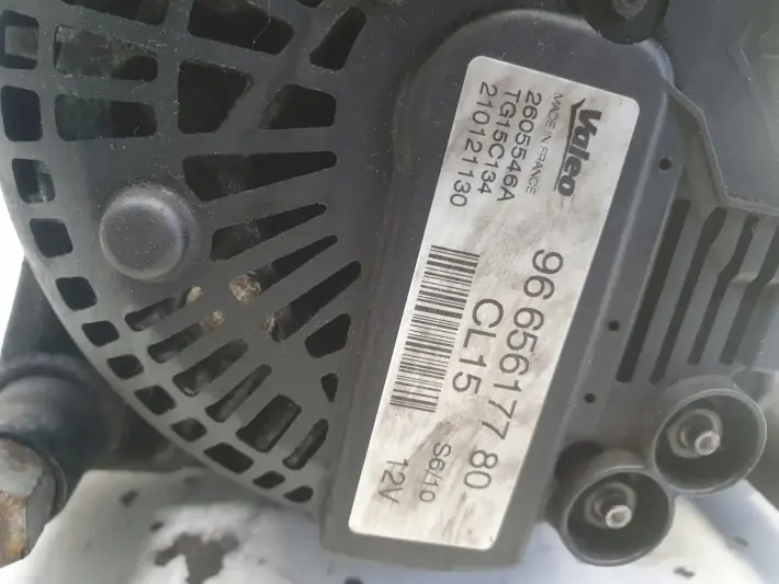 Citroen C4 1.6 HDI ALTERNATOR 9665617780 valeo