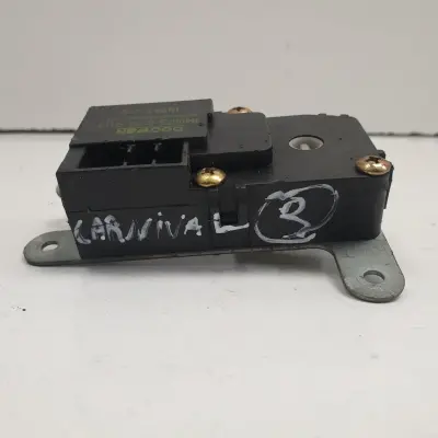 Kia Carnival I 2.9 CRDI SILNICZEK NAGRZEWNICY