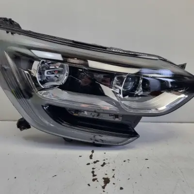 Renault Megane IV 16-20r PRZEDNIA LAMPA PRAWA PRAWY PRZÓD europa 260108478R
