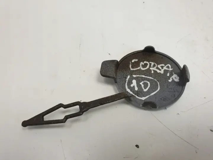 Opel Corsa F ZAŚLEPKA ZDERZAKA HAKA tył 9829776480