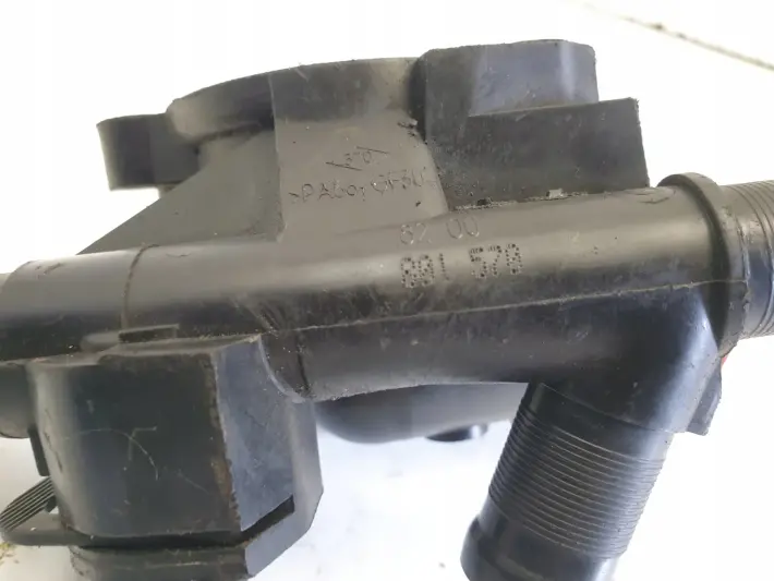 Renault Laguna III 2.0 DCI OBUDOWA TERMOSTATU