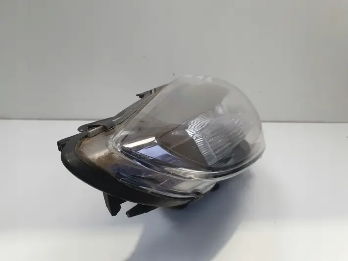 Renault Megane III 08-16r PRZEDNIA LAMPA PRAWA PRAWY PRZÓD xenon 260100021R