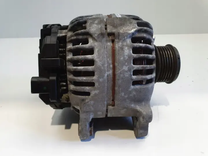 VW Golf V 2.0 TDI ALTERNATOR bosch 06F903023F 140A