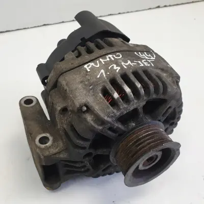 Fiat Punto 1.3 JTD M-JET ALTERNATOR 46823546