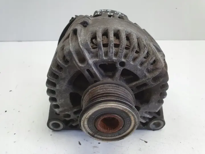 Suzuki SX4 1.6 DDIS ALTERNATOR valeo 31400-69K00-000 TG15C127