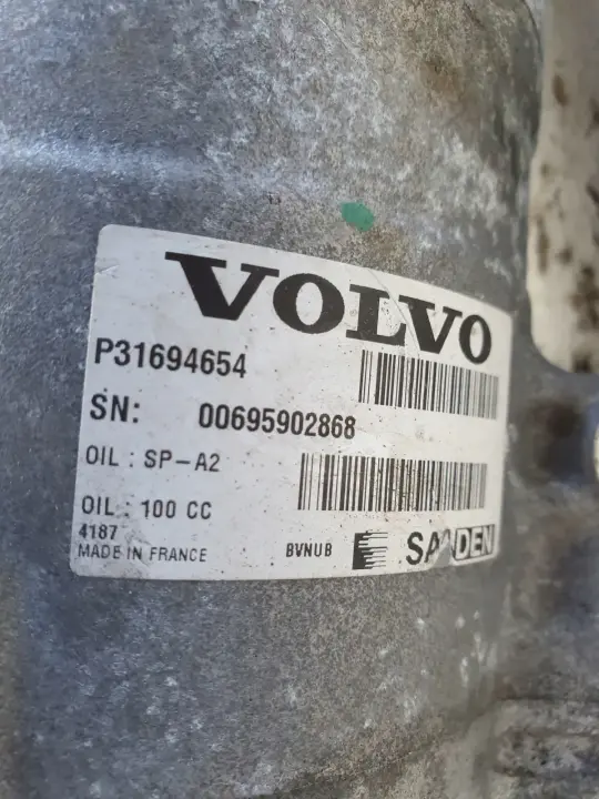 Volvo XC60 II 2.0 T8 SPRĘŻARKA KLIMATYZACJI pompa P31694654