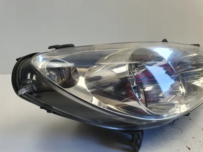 Peugeot 307 01-05 PRZEDNIA LAMPA PRAWA prawy przód anglik 9634369280