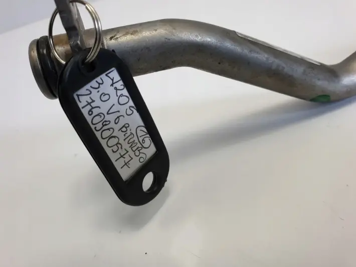 Mercedes W205 3.0 V6 PRZEWÓD TURBO Spływ rurka A2760900577