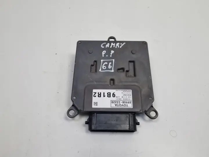 Toyota Camry IX PRAWA PRZETWORNICA LAMPY LED Moduł 89908-33220 143800-0831
