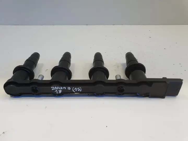 Opel Zafira B 1.6 16V CEWKA ZAPŁONOWA BREMI 20470