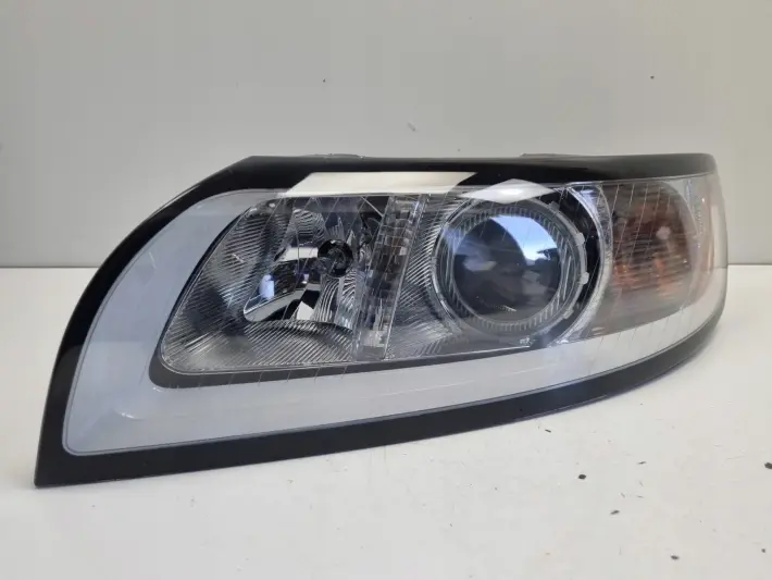 Volvo S40 II V50 LIFT PRZEDNIA LAMPA LEWA lewy przód 31265694 ZWYKŁA ŁADNA