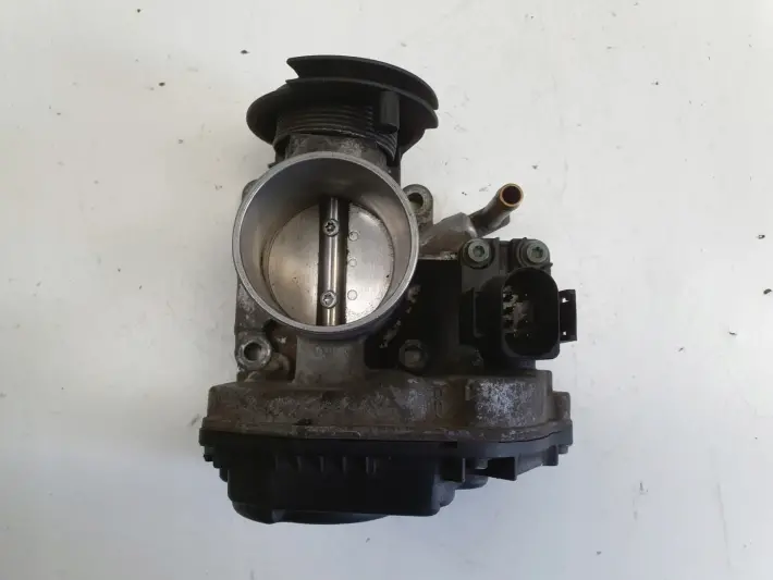 VW Golf IV 1.4 16V PRZEPUSTNICA 408-237-130-004