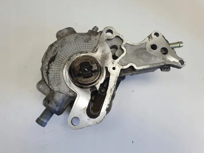 VW Golf IV Bora 1.9 TDI POMPA VACUM wakum 038145209E