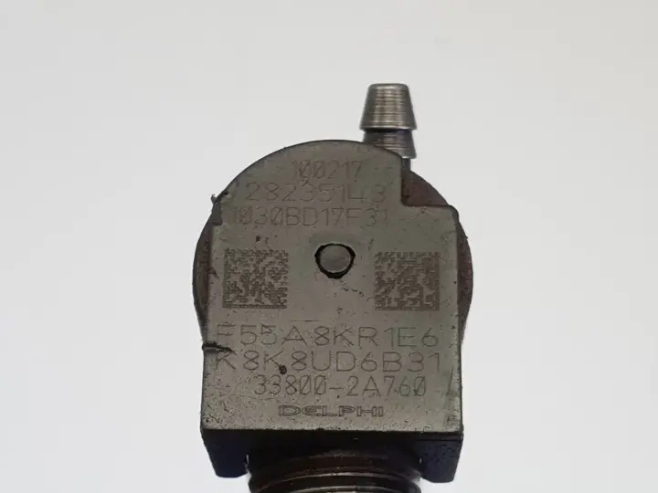 Hyundai i30 II 1.4 CRDI WTRYSKIWACZ wtrysk 28235143 33800-2A760
