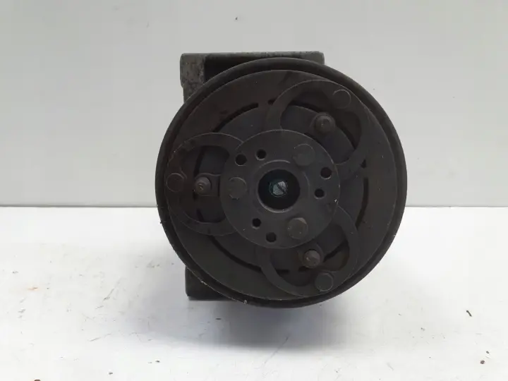 132b5a000b8665de3cc51c2104d49a75
