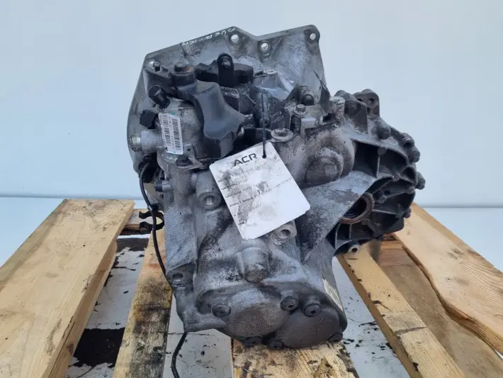 Ford Focus MK3 1.6 TDCI SKRZYNIA BIEGÓW AV6R-7002-KH manualna MANUAL