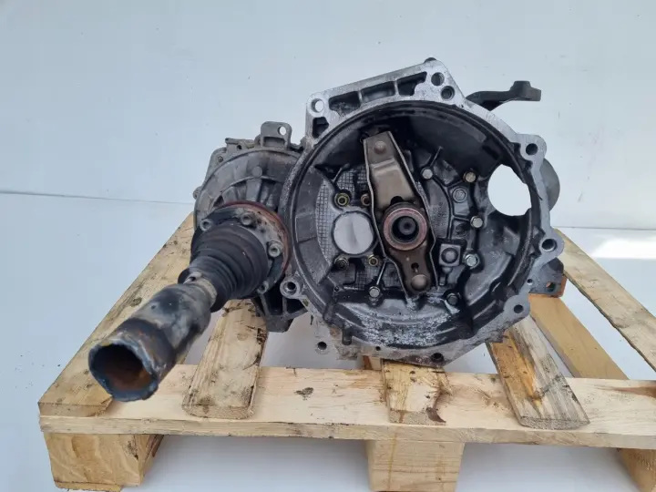 VW Passat B6 2.0 FSI SKRZYNIA BIEGÓW manualna GLB manual