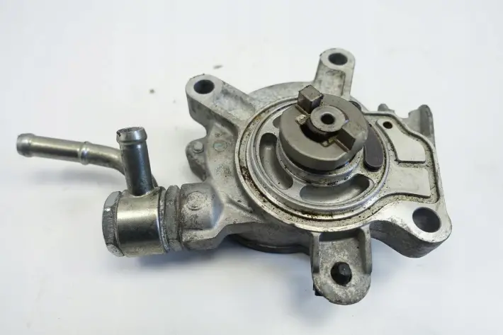 Mazda 2 III 1.5 16V POMPA VACUM wakum PE0-18G00