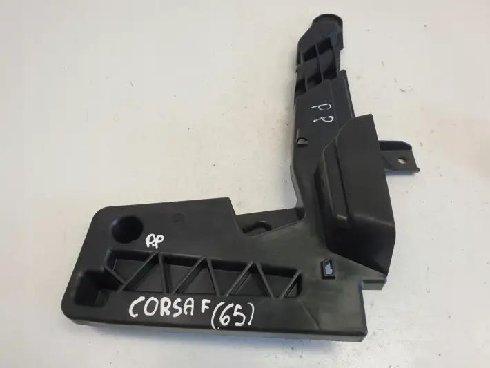 Opel Corsa F PRAWE MOCOWANIE BŁOTNIKA prawy przód